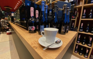 Neues Tagescafé-Konzept am Karlsplatz 3 Neues Tagescafé-Konzept am Karlsplatz 3